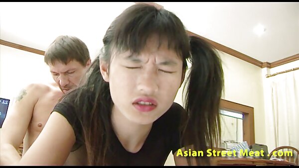 هالوی ژاپنی تند خو، یوونو هوشی، در ویدئوی جنسی MMF شرکت داستان سکسی کردن مادر زن می کند